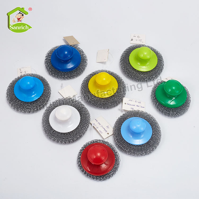 Quality Assurance Galvanized Steel Scourer With Handle Protect Hand Pot Scourer Super Cleaning Ball